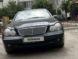 Mercedes-Benz C 200 2000 года за 3 200 000 тг. в Алматы