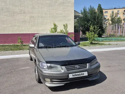 Toyota Camry 1998 года за 3 100 000 тг. в Астана – фото 3