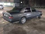 Mercedes-Benz E 230 1989 годаfor800 000 тг. в Тараз – фото 4