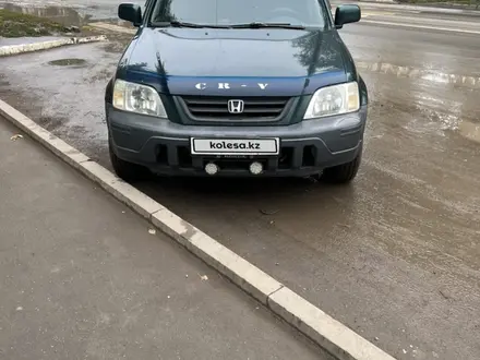 Honda CR-V 2001 года за 3 000 000 тг. в Уральск