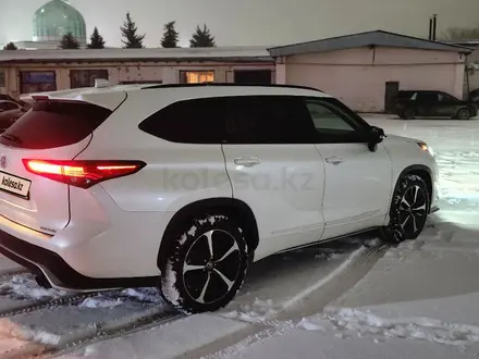 Toyota Highlander 2020 года за 27 500 000 тг. в Уральск – фото 2