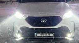 Toyota Highlander 2020 года за 27 500 000 тг. в Уральск