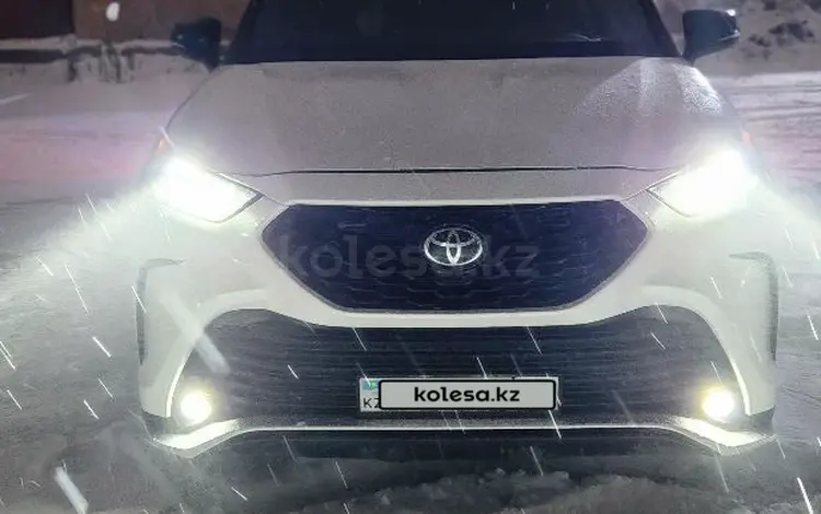 Toyota Highlander 2020 годаүшін27 500 000 тг. в Уральск