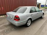 Mercedes-Benz C 200 1995 года за 2 220 000 тг. в Темиртау – фото 3