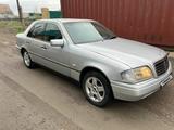 Mercedes-Benz C 200 1995 года за 2 220 000 тг. в Темиртау – фото 4