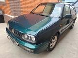 Volkswagen Golf 1995 года за 800 000 тг. в Жаркент – фото 2