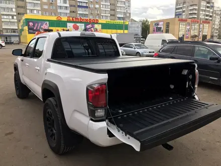 Крышка трехсекционная на Toyota Hilux тент тойота за 330 000 тг. в Астана – фото 3