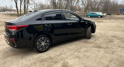 Kia Rio 2018 года за 6 600 000 тг. в Уральск – фото 2