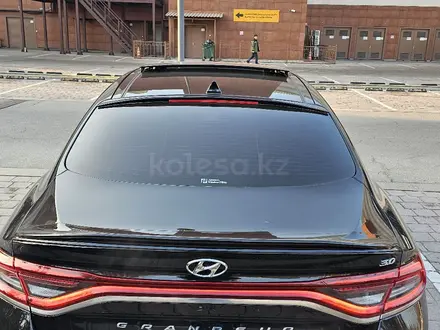 Hyundai Grandeur 2017 года за 11 250 000 тг. в Алматы – фото 11