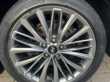 Hyundai Grandeur 2017 года за 11 250 000 тг. в Алматы – фото 16