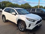 Toyota RAV4 2019 года за 16 000 000 тг. в Рудный