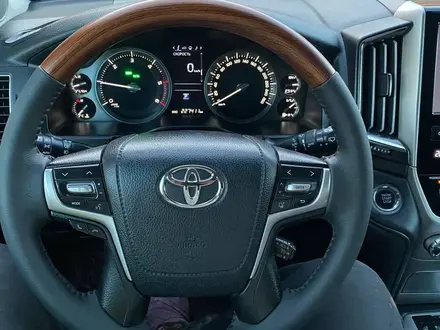 Toyota Land Cruiser 2015 года за 25 000 000 тг. в Атырау – фото 18