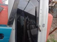 Крышка багажника вверх,стеклоfor80 000 тг. в Алматы