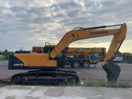 Hyundai  R225LVS 2019 года за 20 500 000 тг. в Алматы – фото 2