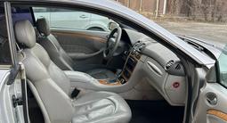 Mercedes-Benz CLK 320 2003 года за 2 500 000 тг. в Атырау – фото 4