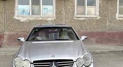 Mercedes-Benz CLK 320 2003 года за 2 500 000 тг. в Атырау – фото 2