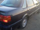 Volkswagen Passat 1994 года за 940 000 тг. в Актобе – фото 2