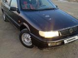 Volkswagen Passat 1994 года за 940 000 тг. в Актобе