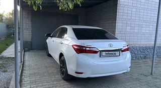 Toyota Corolla 2015 года за 7 600 000 тг. в Актобе