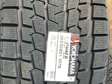 Yokohama G075 295/35R21 за 121 600 тг. в Алматы