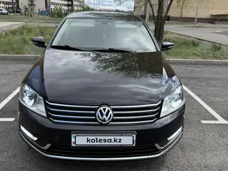 Volkswagen Passat, 2011