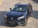 Toyota RAV4 2024 года за 21 990 000 тг. в Петропавловск – фото 3