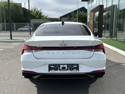 Hyundai Elantra 2022 года за 8 390 000 тг. в Семей – фото 6