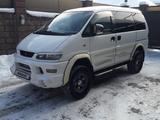 Mitsubishi Delica 2000 годаfor9 200 000 тг. в Алматы
