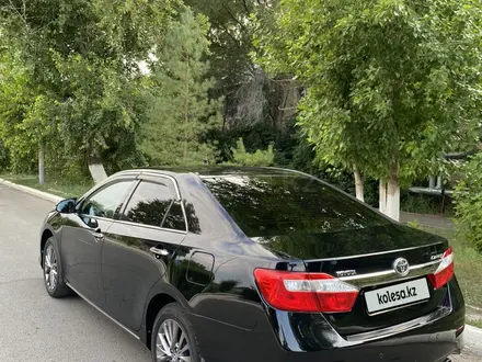 Toyota Camry 2014 года за 8 200 000 тг. в Уральск – фото 4