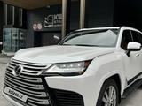 Lexus LX 600 2023 года за 93 000 000 тг. в Алматы – фото 2