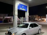 Mercedes-Benz E 320 2001 годаfor3 500 000 тг. в Актау