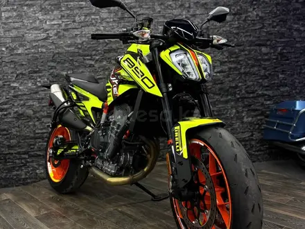 KTM  DUKE 890 GP 2022 года за 5 450 000 тг. в Алматы – фото 2
