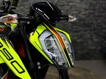 KTM  DUKE 890 GP 2022 года за 5 450 000 тг. в Алматы – фото 4