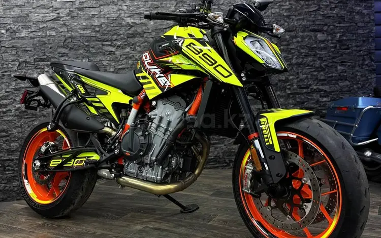KTM  DUKE 890 GP 2022 года за 5 450 000 тг. в Алматы