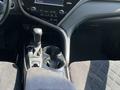 Toyota Camry 2020 годаүшін12 900 000 тг. в Актобе – фото 9