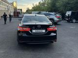 Toyota Camry 2019 годаfor14 500 000 тг. в Астана – фото 4