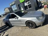 Mercedes-Benz S 320 2001 годаfor2 500 000 тг. в Атырау – фото 2