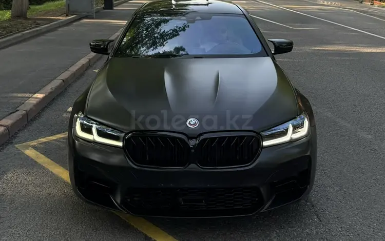 BMW M5 2018 года за 45 000 000 тг. в Алматы