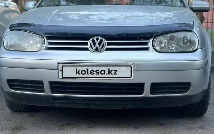 Volkswagen Golf 2004 годаүшін3 500 000 тг. в Астана