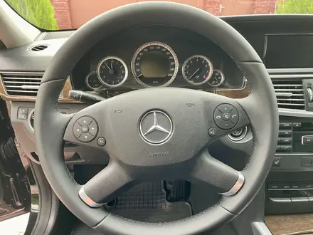 Mercedes-Benz E 200 2011 года за 9 700 000 тг. в Алматы – фото 21