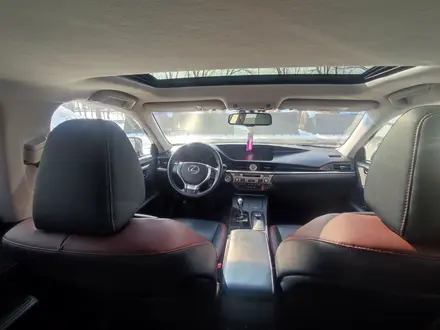 Lexus ES 250 2015 года за 10 000 000 тг. в Алматы – фото 13