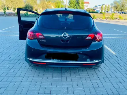 Opel Astra 2012 года за 3 300 000 тг. в Актобе