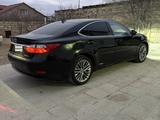 Lexus ES 300h 2013 годаfor8 500 000 тг. в Жанаозен – фото 2