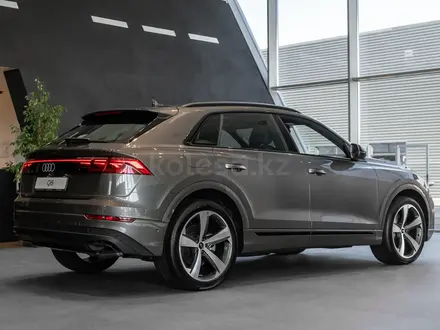 Audi Q8 55 TFSI Quattro Advance 2025 года за 59 050 000 тг. в Павлодар – фото 3
