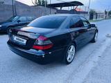 Mercedes-Benz E 200 2005 года за 3 900 000 тг. в Шымкент – фото 3