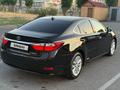 Lexus ES 300h 2014 года за 11 000 000 тг. в Алматы – фото 14