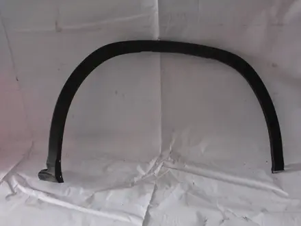 Накладка на крыло передняя правая левая Lexus Rx за 20 000 тг. в Караганда