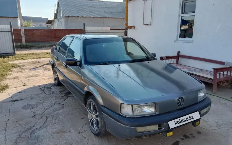 Volkswagen Passat 1991 года за 1 100 000 тг. в Уральск