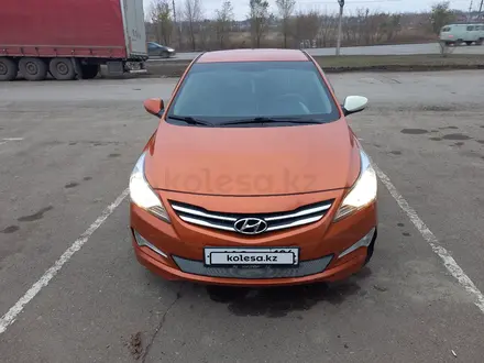 Hyundai Solaris 2015 года за 3 000 000 тг. в Уральск – фото 18