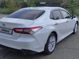 Toyota Camry 2018 года за 13 200 000 тг. в Семей – фото 5